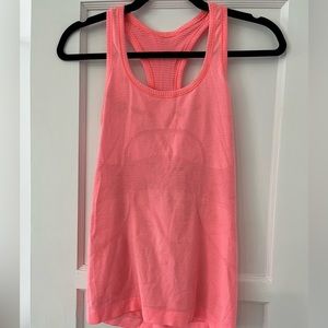 Lululemon Swiftly Tech Tank size 4